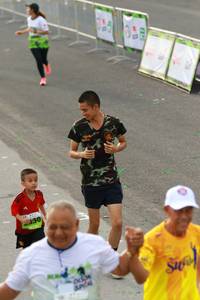 BIB: 
                            <button type="button" onclick="openModal(3555041)" class="btn btn-primary btn-sm float-right btn-popup" data-toggle="modal" data-target=".modal-high-quality">
                        <i class="fas fa-shopping-cart"></i> Add to Cart
                    </button>
                                            <button type="button" onclick="isThisMe(3555041, true)" class="btn btn-success btn-sm float-right btn-popup btn-isme hidden" data-toggle="tooltip" data-placement="bottom" title="นี่คือรูปของคุณใช่ไหม คลิกที่นี่เพื่อเอาเข้าอัลบั้ม">
                        <i class="fas fa-plus"></i> Add to album
                    </button>
                    <button type="button" onclick="isThisMe(3555041, false)" class="btn btn-warning btn-sm float-right btn-popup btn-isnotme hidden">
                        <i class="fas fa-ban"></i> Remove from album
                    </button>